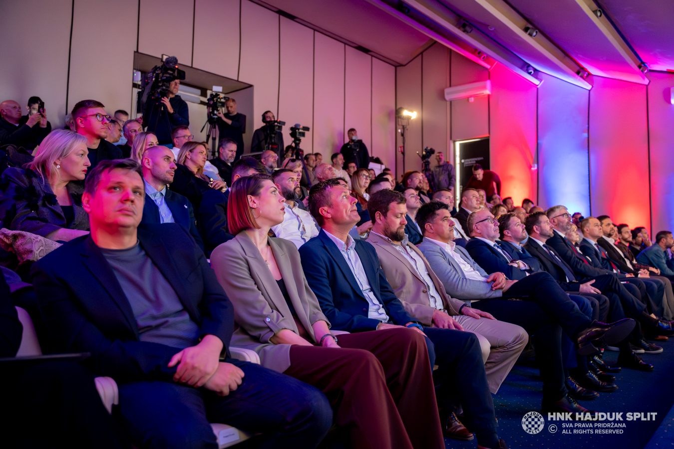 Na Poljudu prezentirana studija izvodljivosti "Nogomenti stadion i kamp u Splitu".